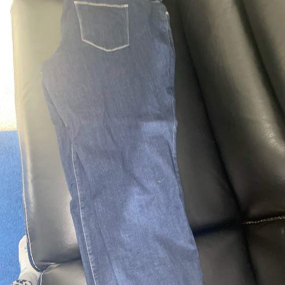 Size 22W Tommy Hilfiger slimming jeans - Picture 6 of 7